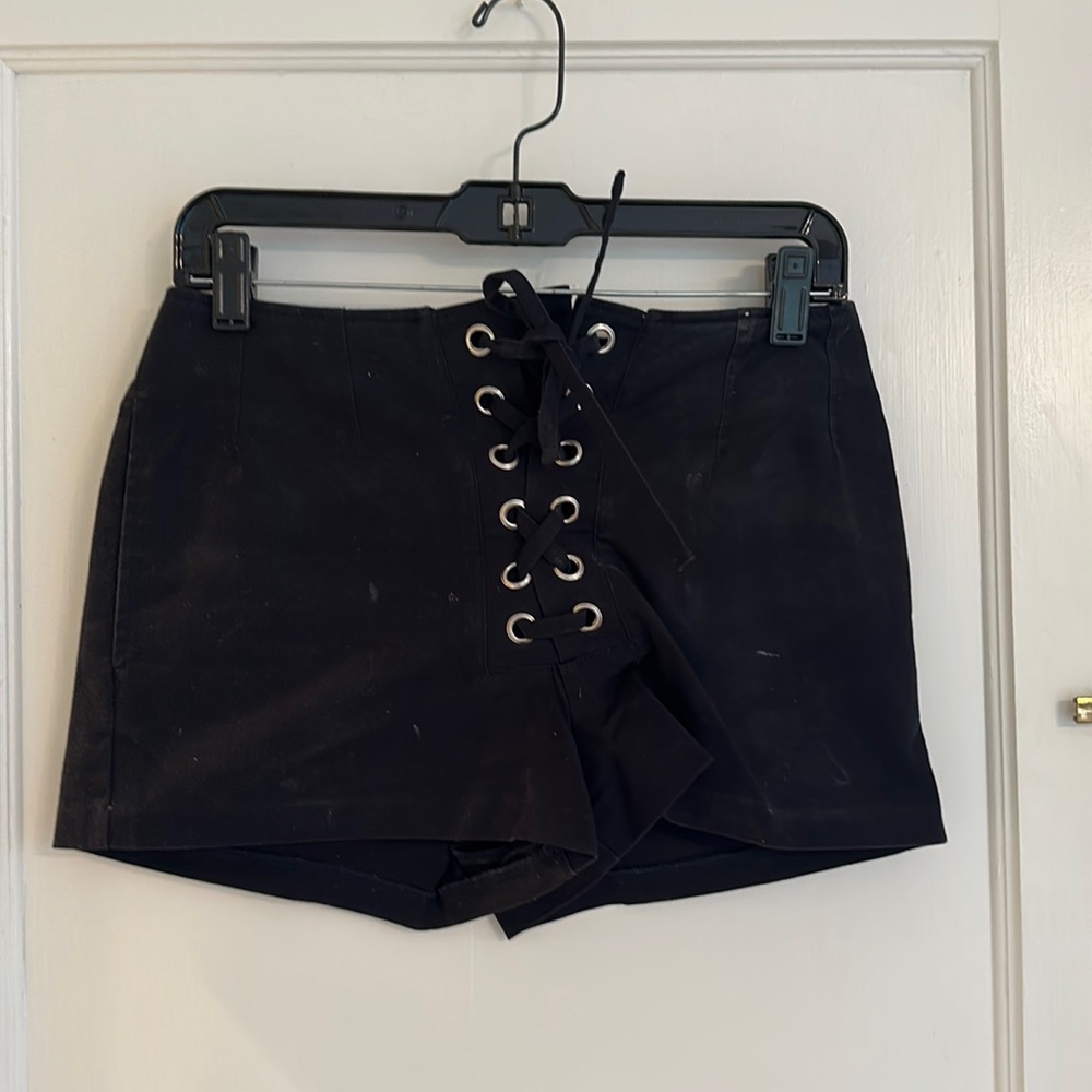Size Small Capulet Tie Up Navy Shorts